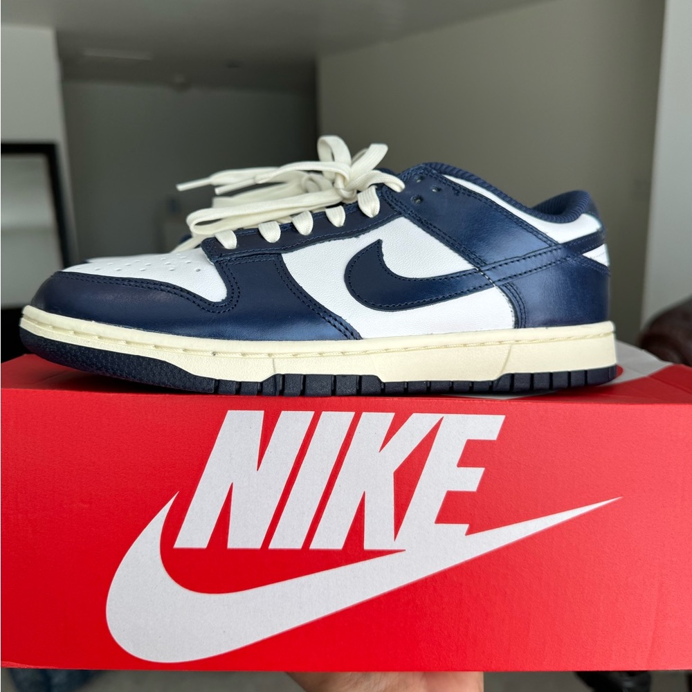 Wmns Nike Dunk Low Premium 'Vintage Navy'